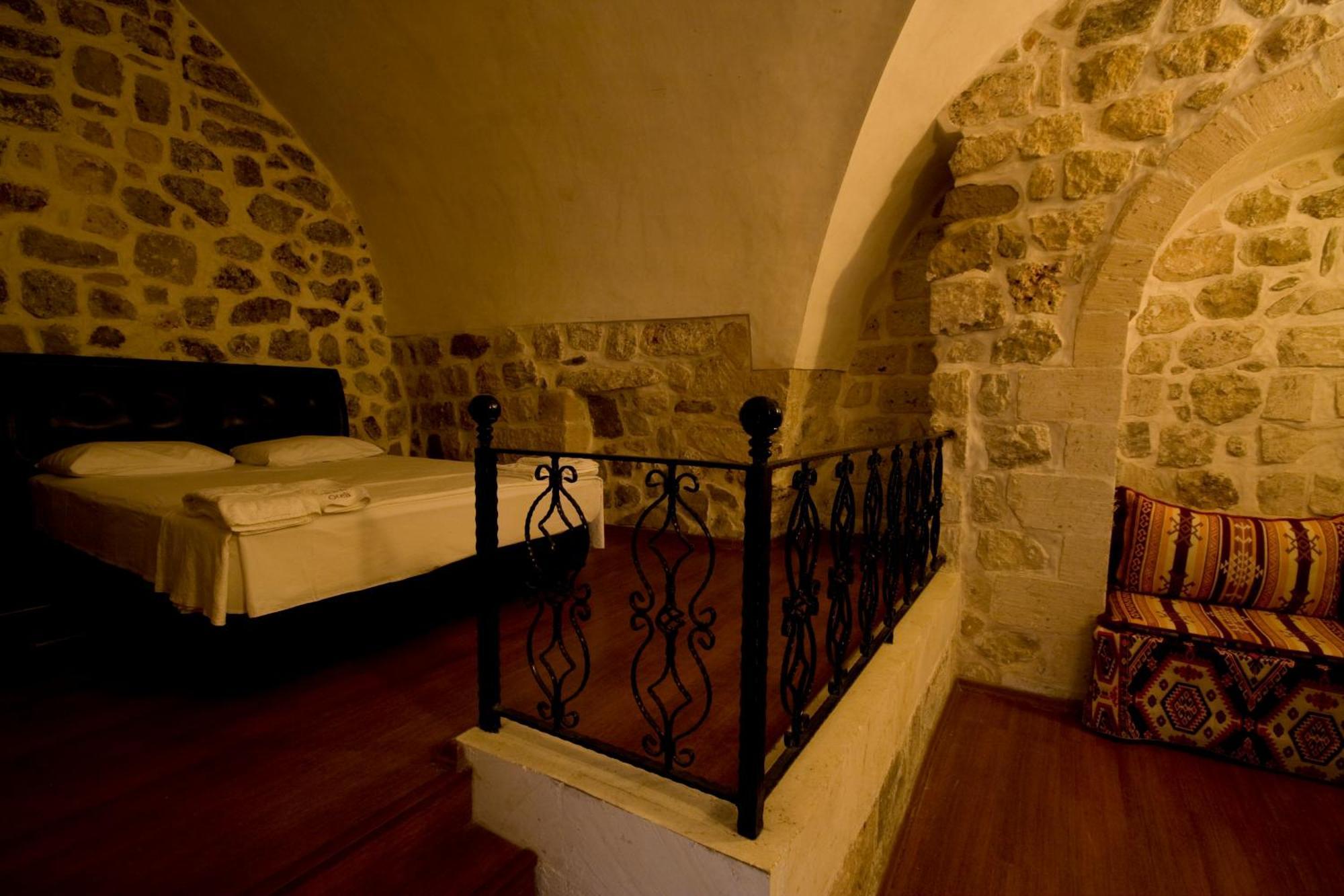Zinciriye Hotel Mardin Exteriör bild